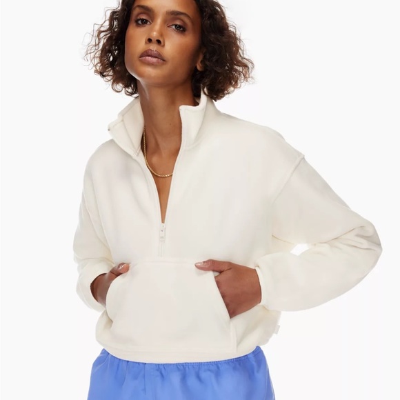 Aritzia Tops - Aritzia TNA Polar 1/2 Zip Fleece Sweater